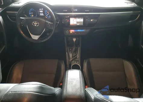2015 Toyota Corolla L z USA, uszkodzony, nr VIN 2T1BURHE5FC393011